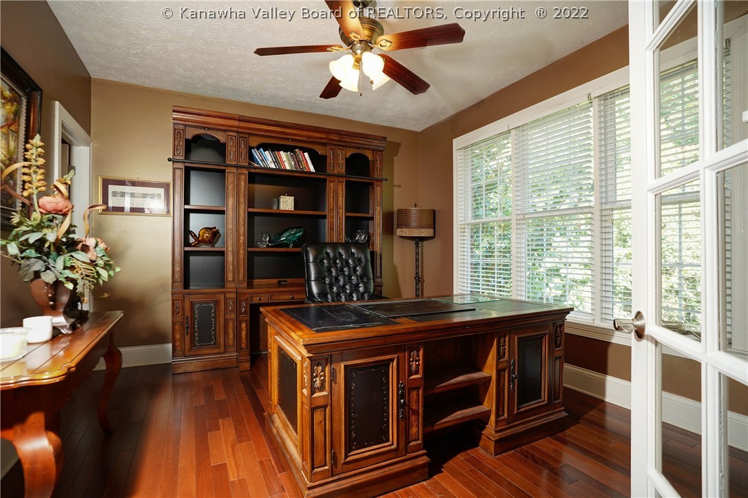 1052 Crestmont Road Hurricane, WV 25526 - Photo 21 of 50 Gallery Image 21