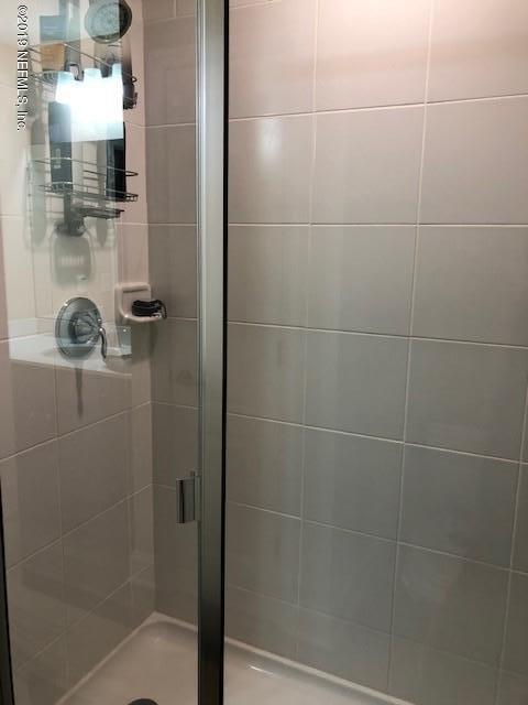 188 Antilles Road St. Augustine, FL 32092 - Photo 22 of 43 a bathroom with a shower