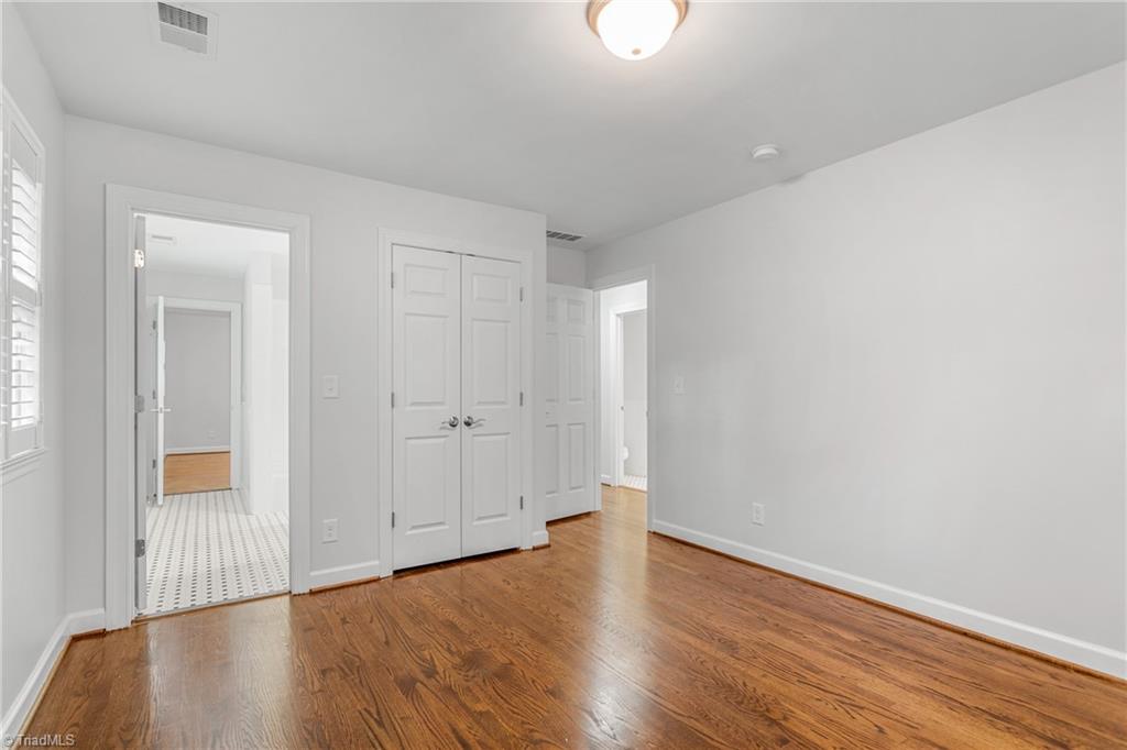 1607 Beechtree Road Greensboro, NC 27408 - Photo 33 of 47 Gallery Image 33