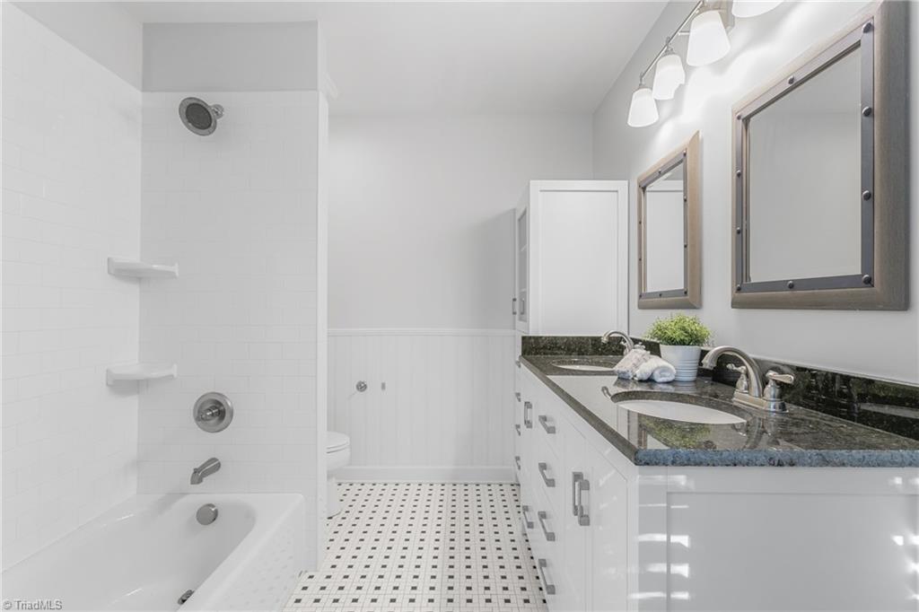 1607 Beechtree Road Greensboro, NC 27408 - Photo 34 of 47 Jack and Jill bath