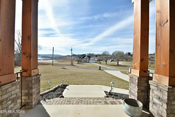 $849,900 | 487 Peninsula Pointe, Rutledge, TN 37861