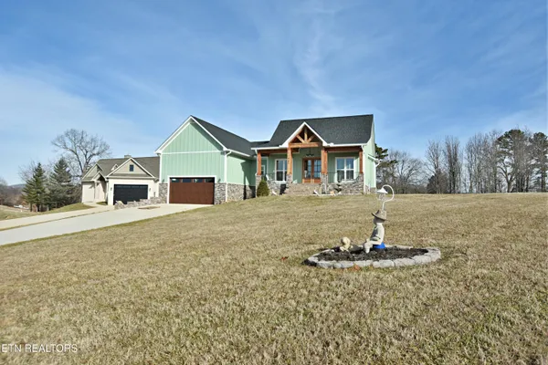 $849,900 | 487 Peninsula Pointe, Rutledge, TN 37861