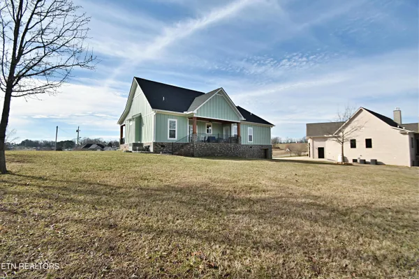 $849,900 | 487 Peninsula Pointe, Rutledge, TN 37861