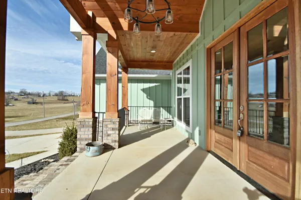 $849,900 | 487 Peninsula Pointe, Rutledge, TN 37861