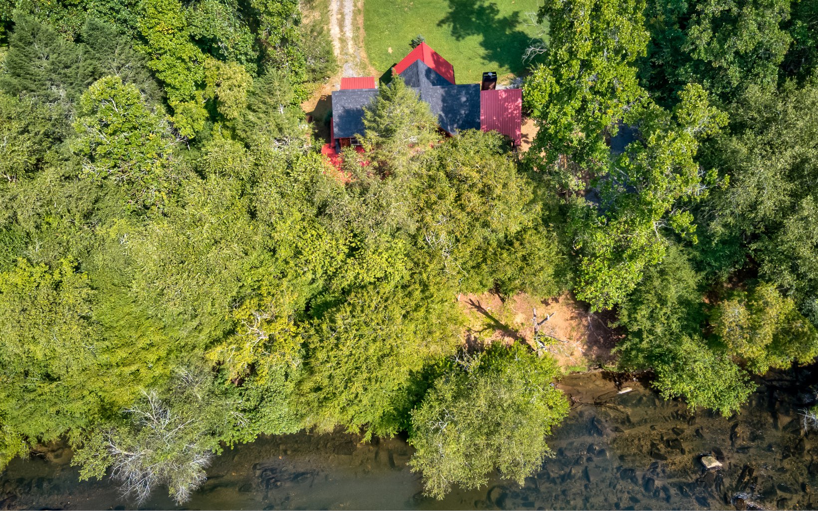 15 Kiki's River Road Blue Ridge, GA 30513 - Photo 8 of 32 a view of a yard