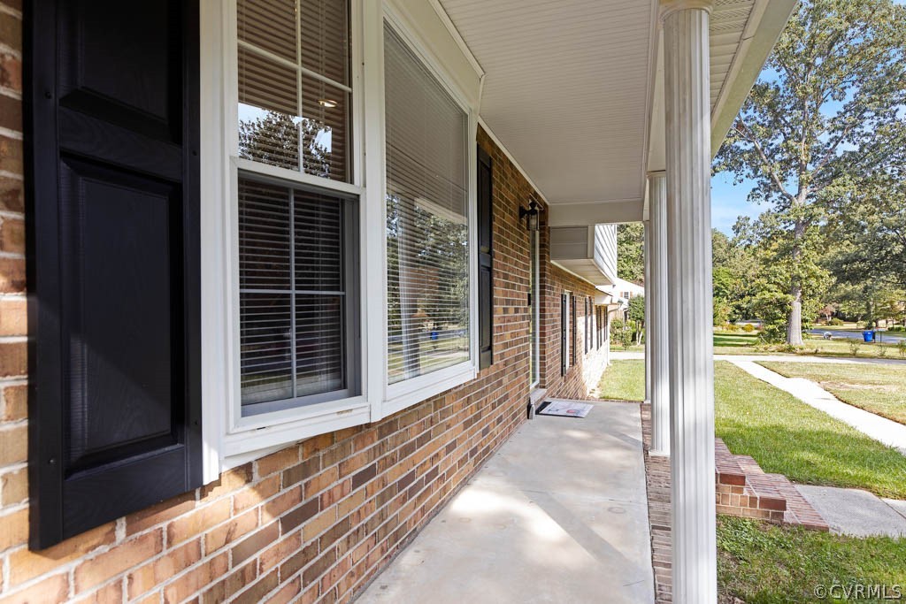 11440 Driscoll Road Chester, VA 23831 - Photo 4 of 35