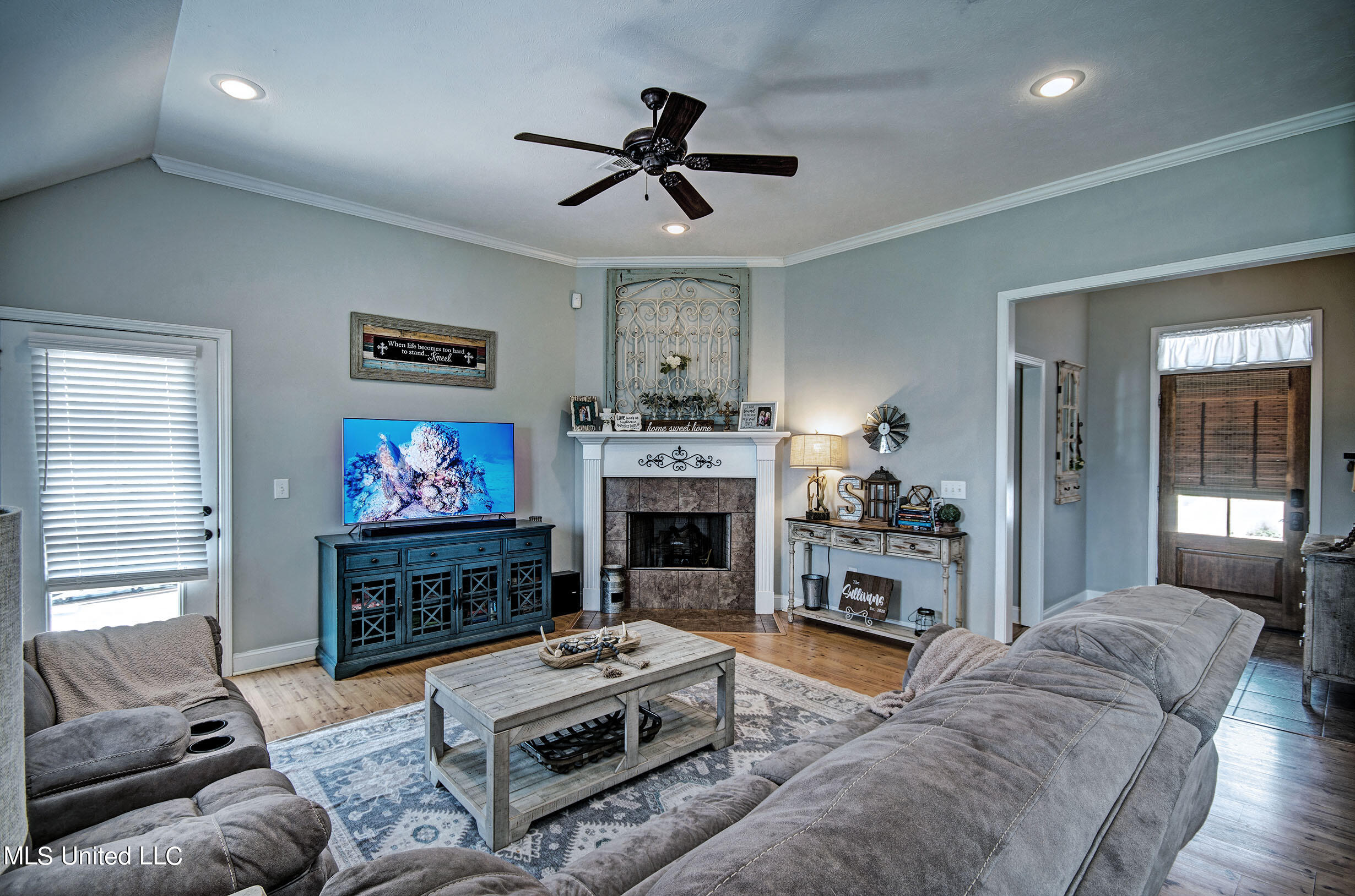 110 Ash Ridge Place Pearl, MS 39208 - Photo 4 of 23 IMGP2389_90_91