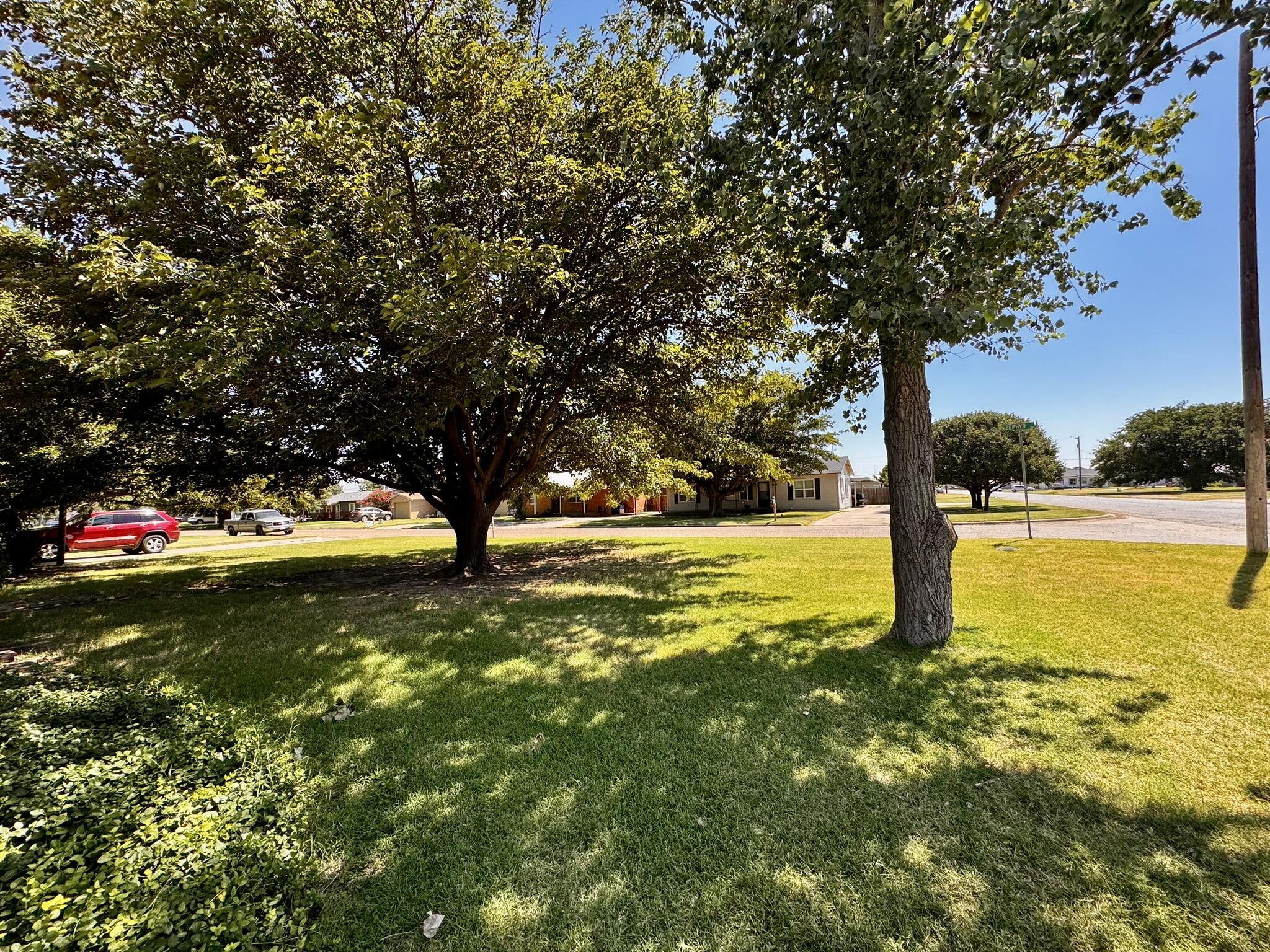 701 Zephyr Plainview, TX 79072 - Photo 6 of 29 a view of a swimming pool with an outdoor space