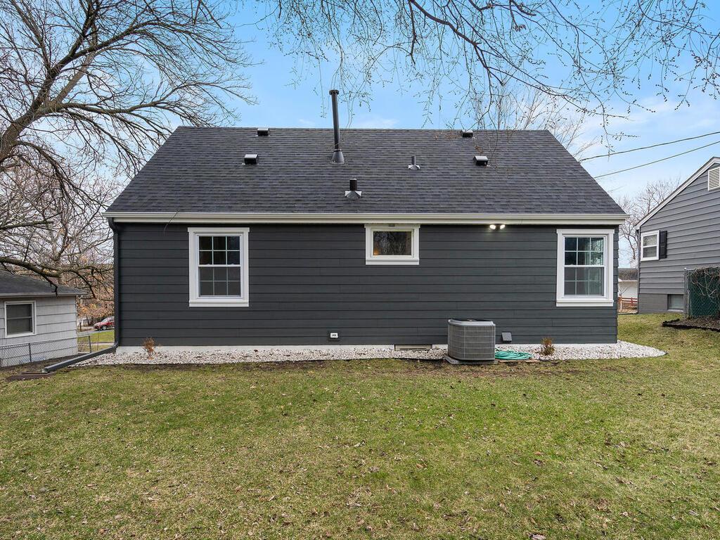 8904 Stanlen Road St. Louis Park, MN 55426 - Photo 24 of 28