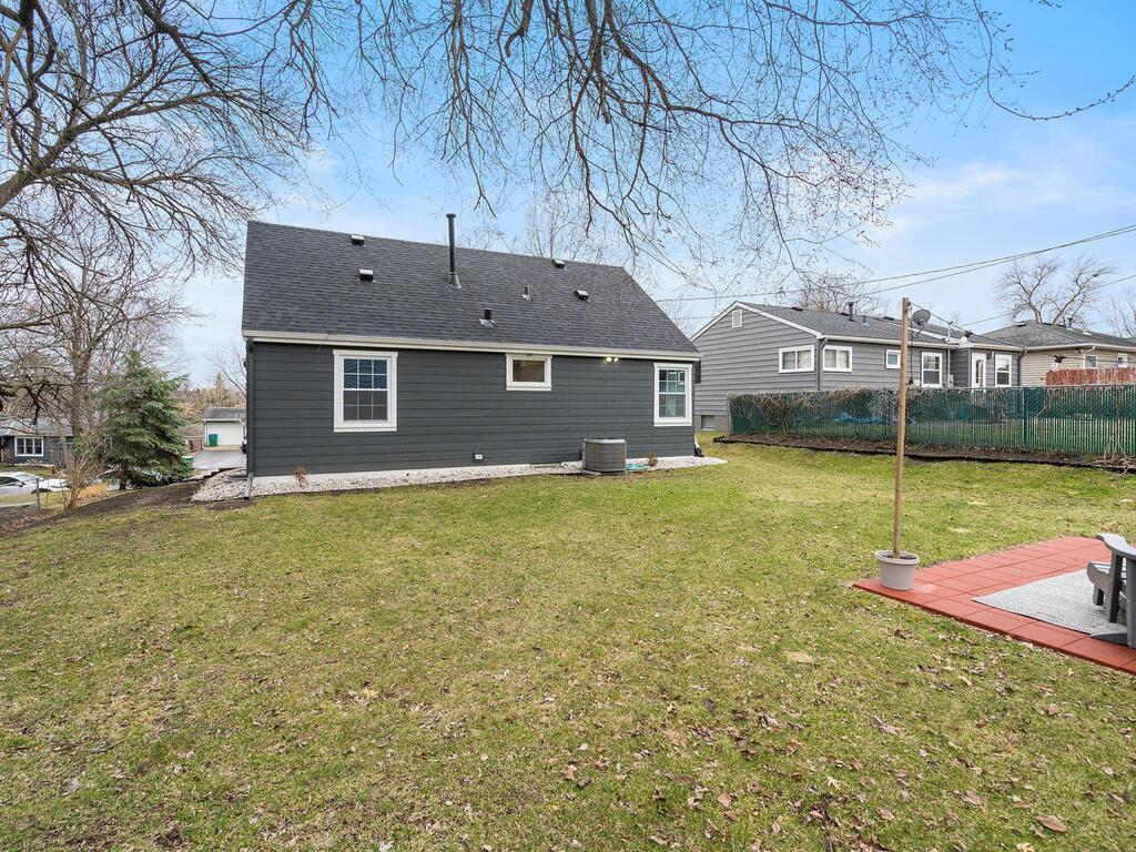 8904 Stanlen Road St. Louis Park, MN 55426 - Photo 25 of 28