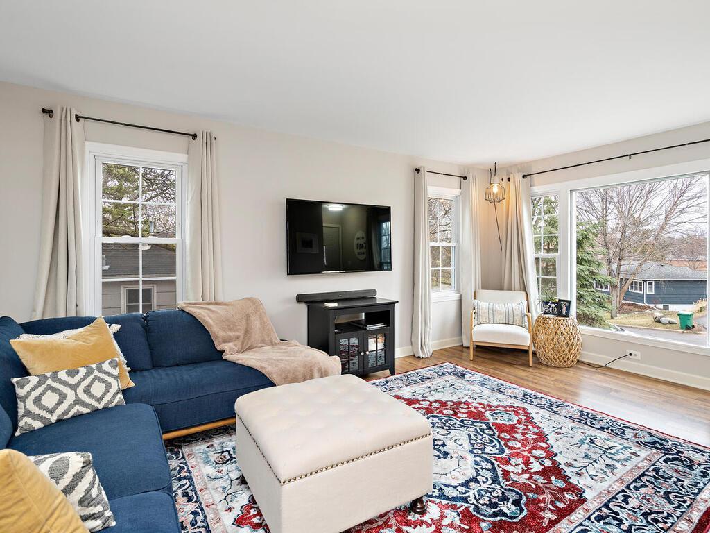 8904 Stanlen Road St. Louis Park, MN 55426 - Photo 4 of 28