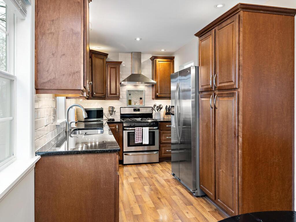 8904 Stanlen Road St. Louis Park, MN 55426 - Photo 9 of 28