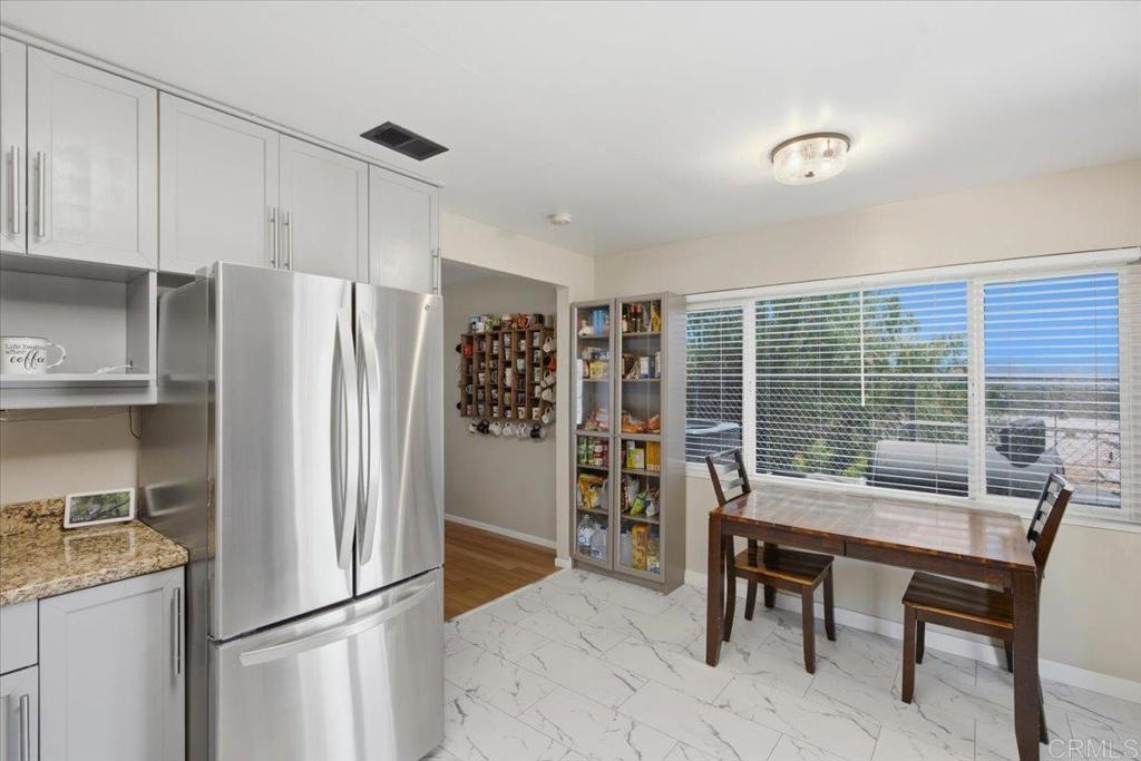 220 Sage Road El Cajon, CA 92021 - Photo 8 of 40