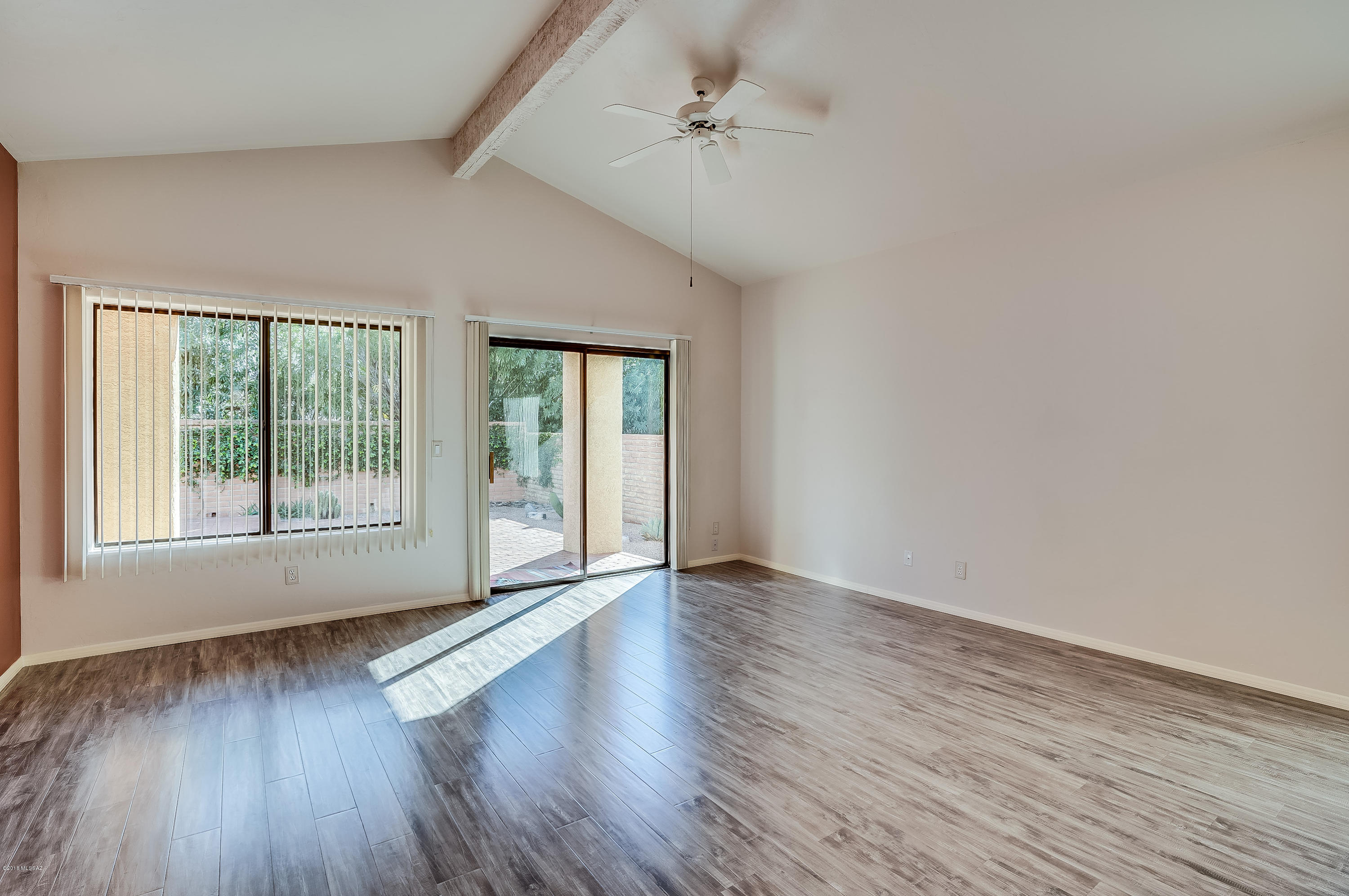60 Silverado Oro Valley, AZ 85737 - Photo 9 of 50