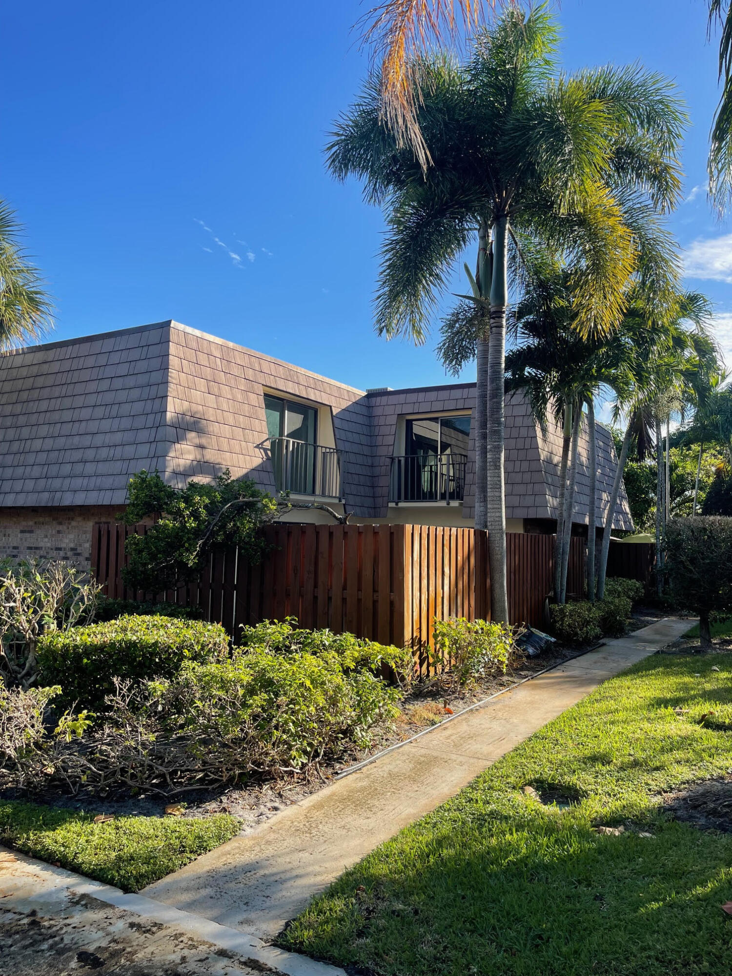 142 ocean cove exterior