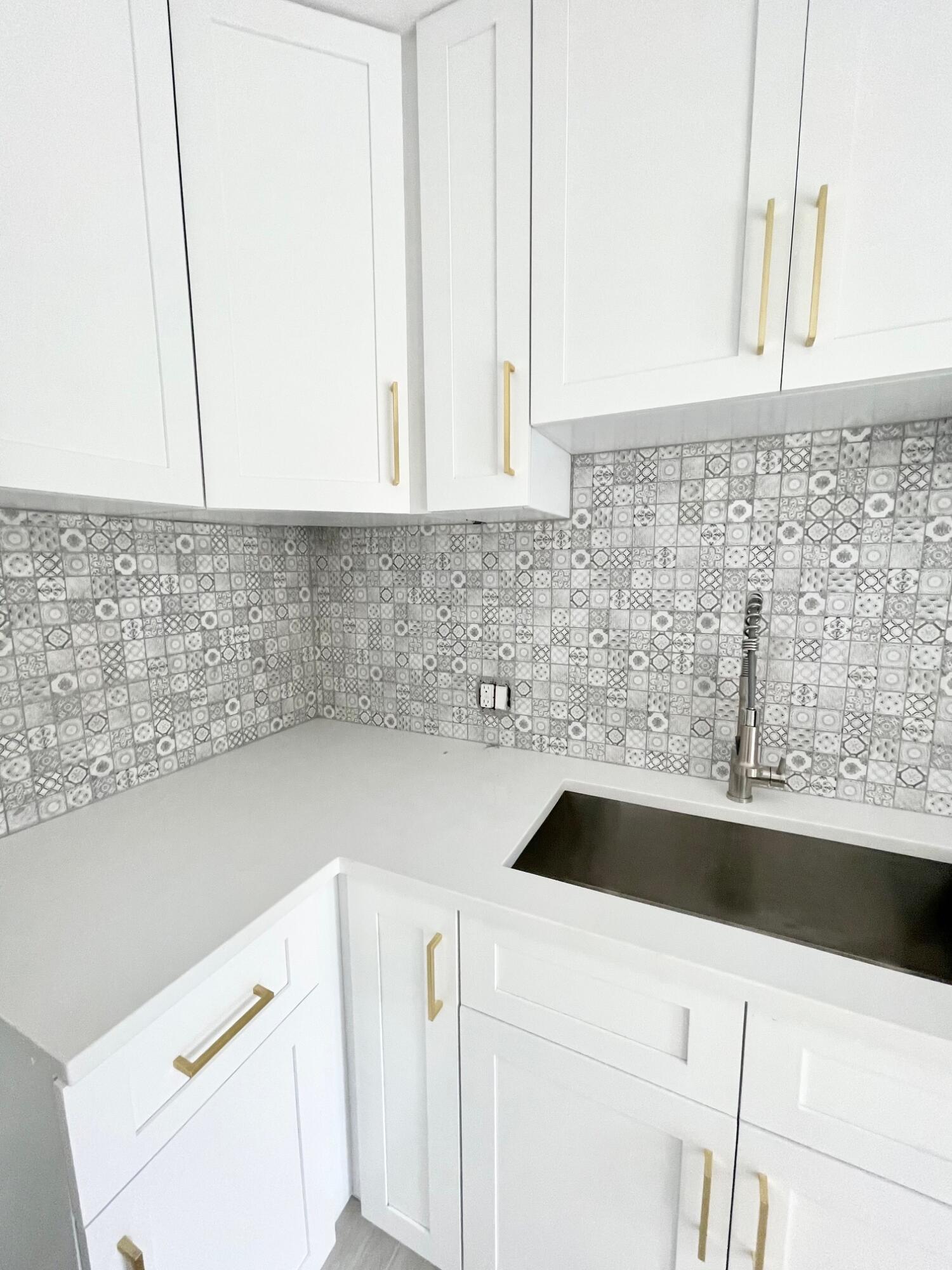 142 Ocean Cove Drive Jupiter, FL 33477 - Photo 4 of 12 Kitchen