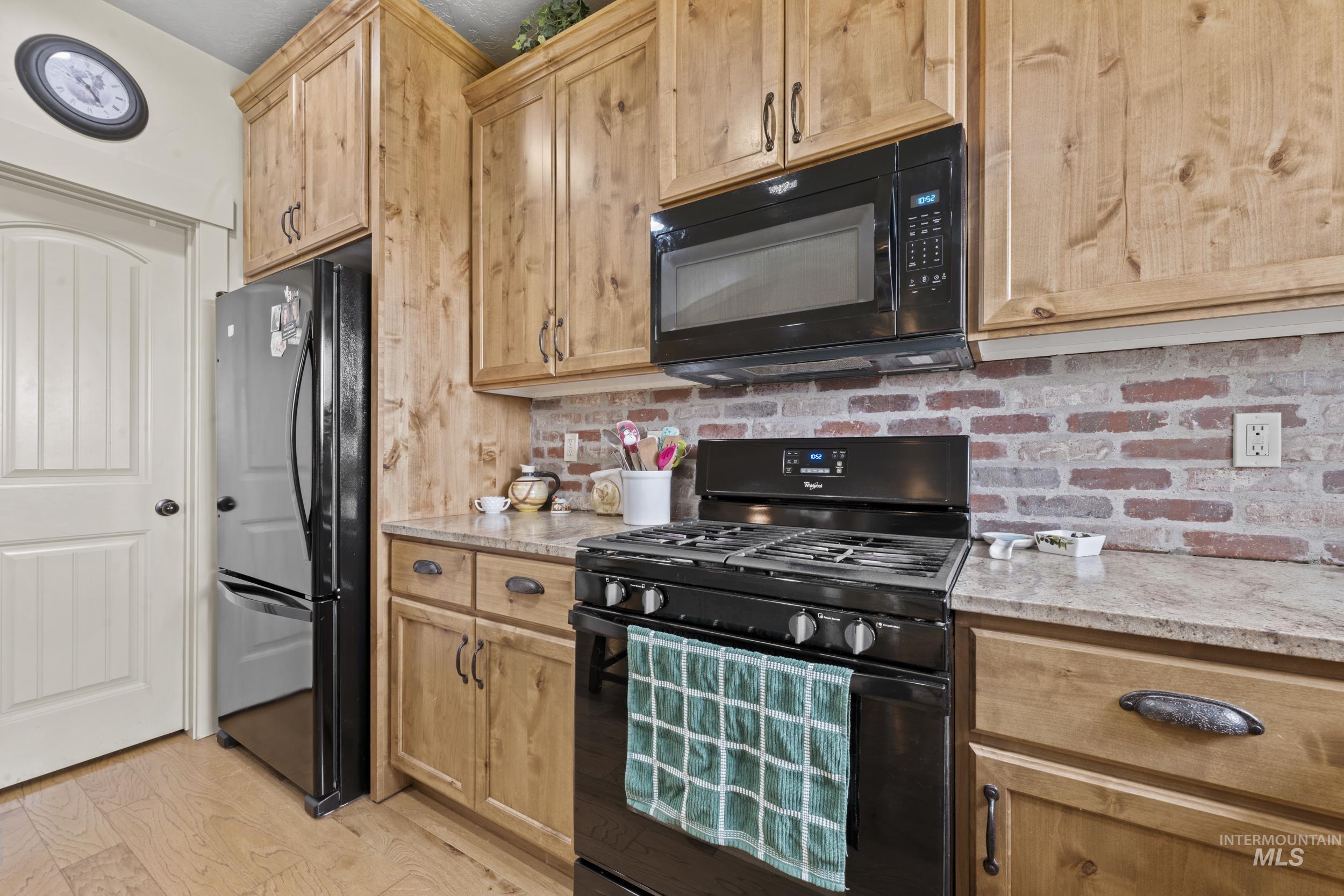 917 Silver Springs Street Middleton, ID 83644 - Photo 16 of 32