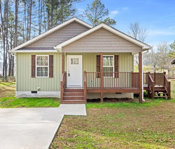 $229,900 | 212 Yardley Lane, Tunnel Hill, GA 30755