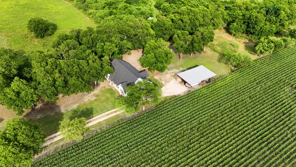 $999,999 | 780 County Road 389, Granger, TX 76530