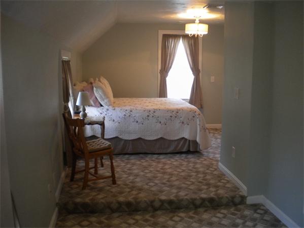 8 Hitch Street Fairhaven, MA 02719 - Photo 9 of 12