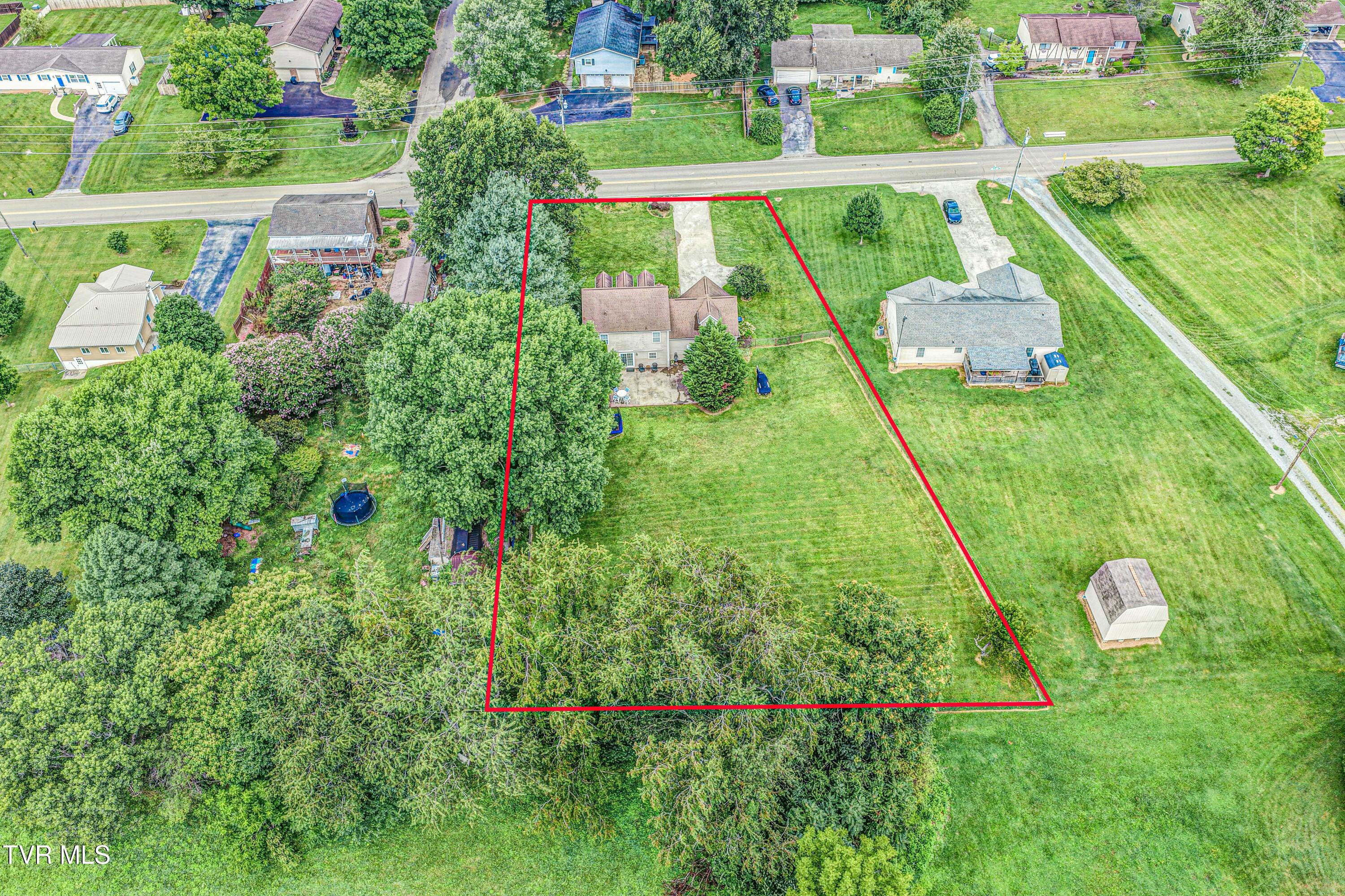 4132 Old Jonesboro Road Bristol, TN 37620 - Photo 4 of 61 DJI_20260721120422_0622_D_3_D_4_D_5_D_6_
