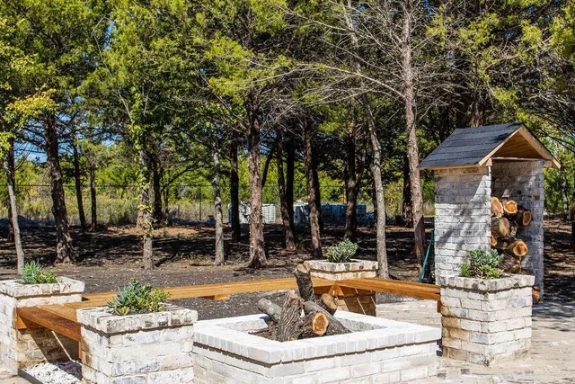 $7,900 | 371 South Ring Road, Waxahachie, TX 75165