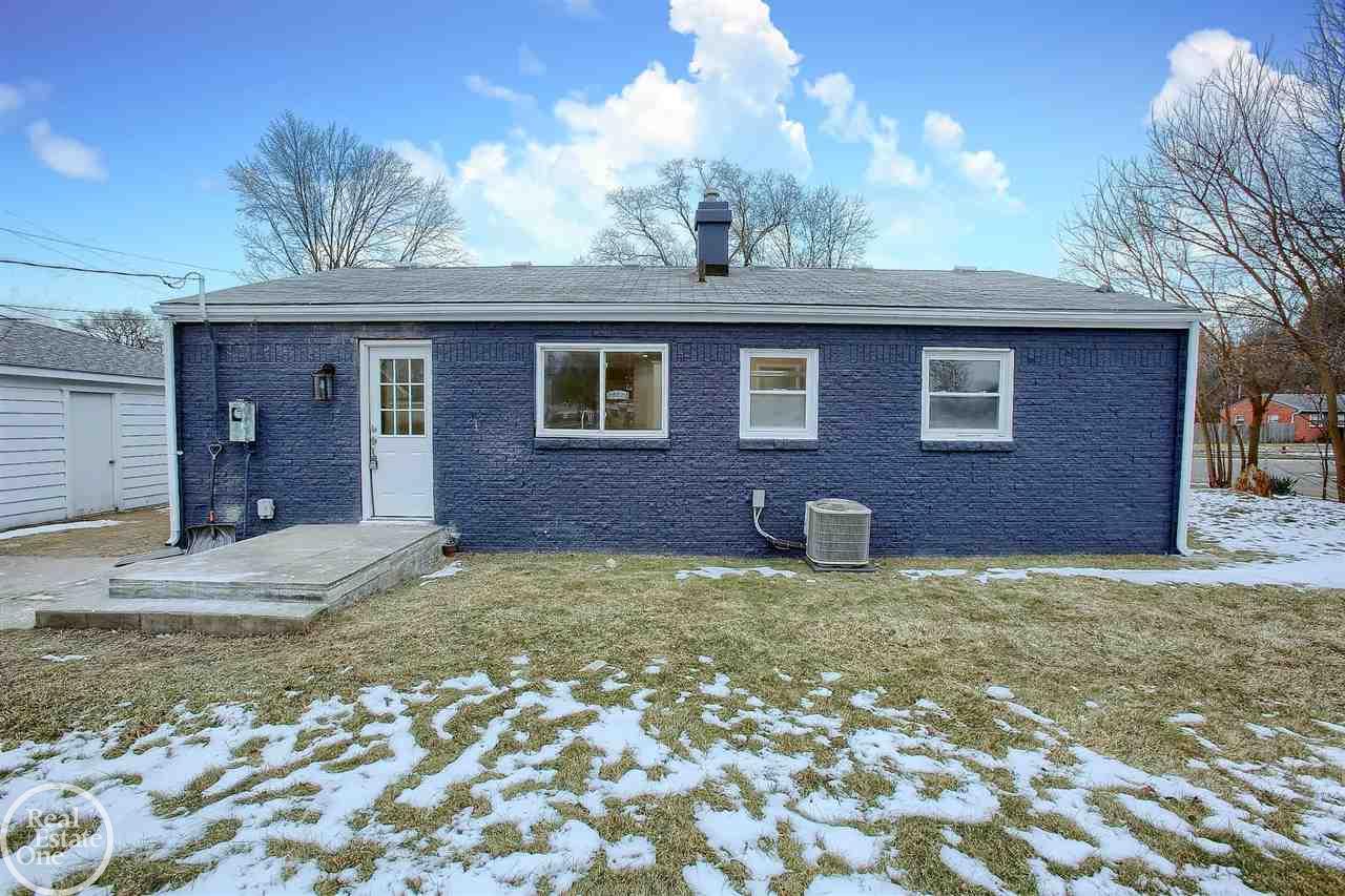 47705 Roland Street Utica, MI 48317 - Photo 18 of 19 50064437-17.JPG