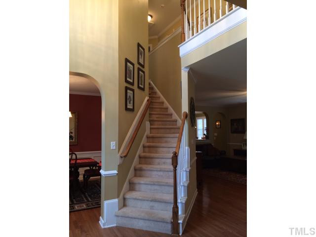 12408 Village Gate Way Raleigh, NC 27614 - Photo 11 of 24 Staircase