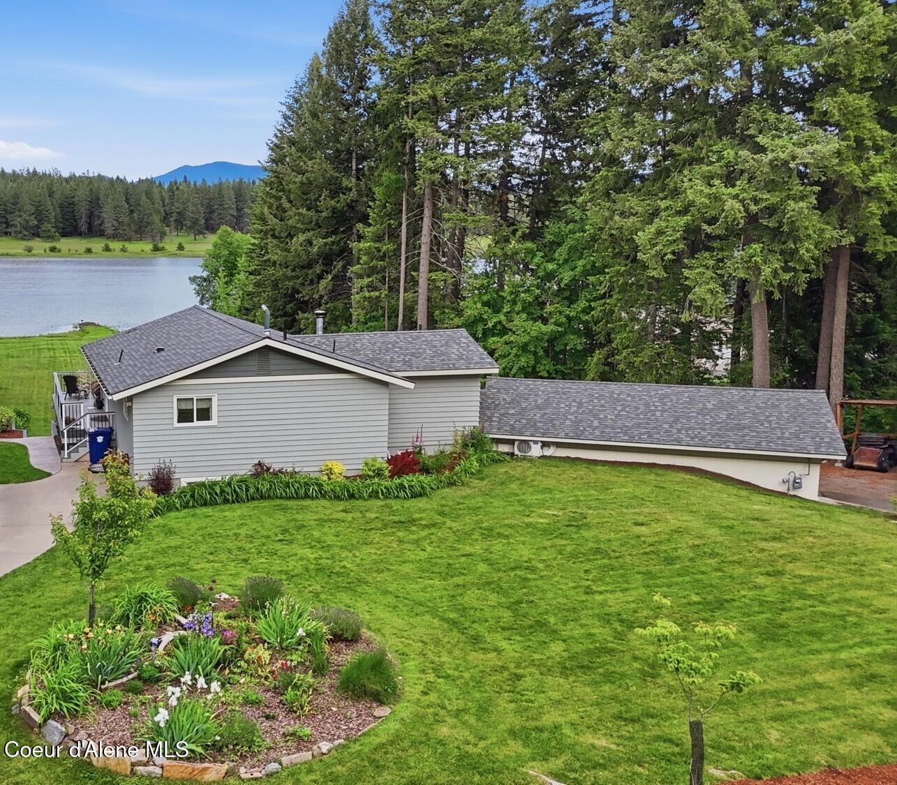 15720 North Ridgeway Drive Hayden, ID 83835 - Photo 2 of 40 Front