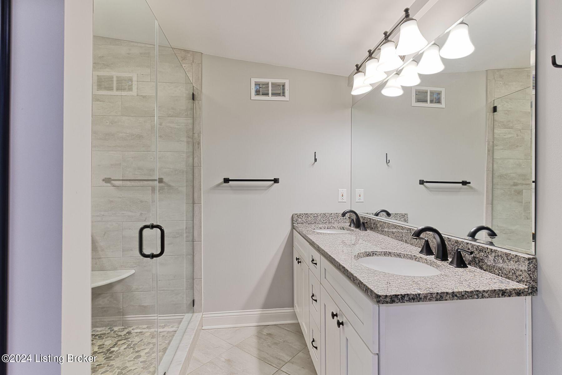 411 Iola Road Louisville, KY 40207 - Photo 24 of 40 photo_online_024