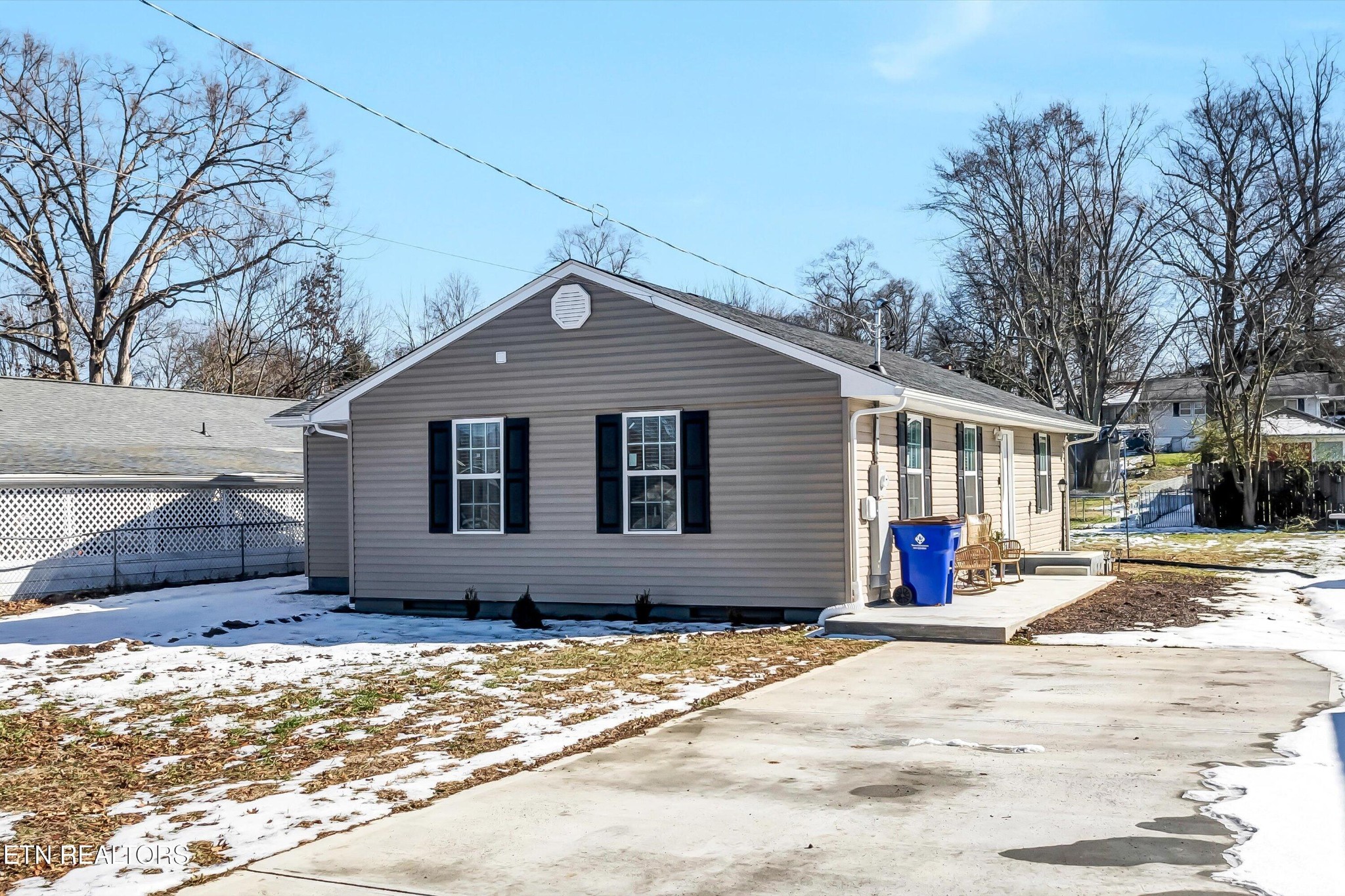 113 Nevada Circle Oak Ridge, TN 37830 - Photo 2 of 21 Gallery Image 2