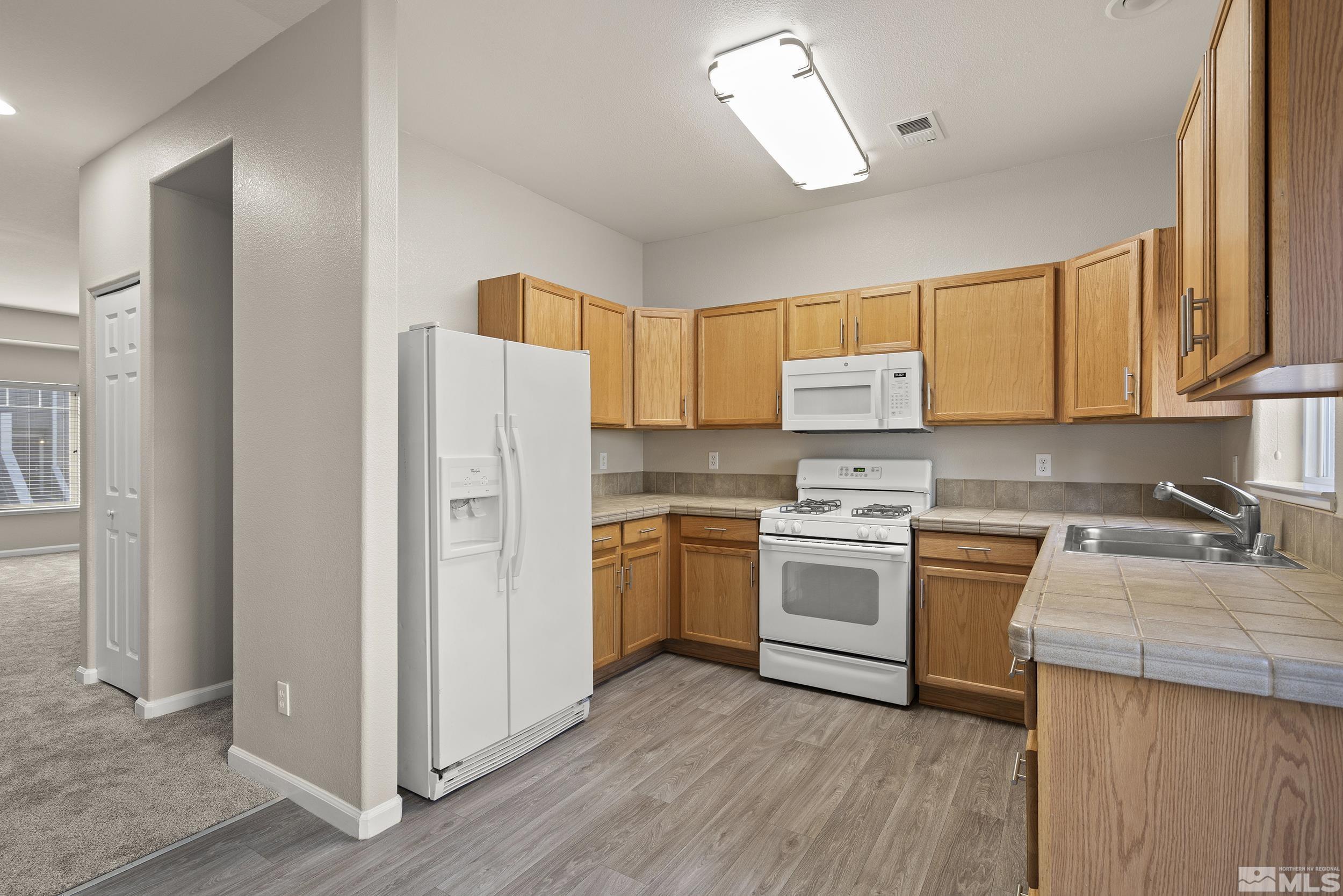 4170 Amber Marie Lane Reno, NV 89503 - Photo 9 of 18 Photo 9