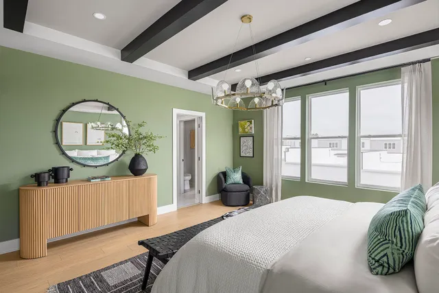 $599,000 | 824 42nd Avenue North, Nashville, TN 37209