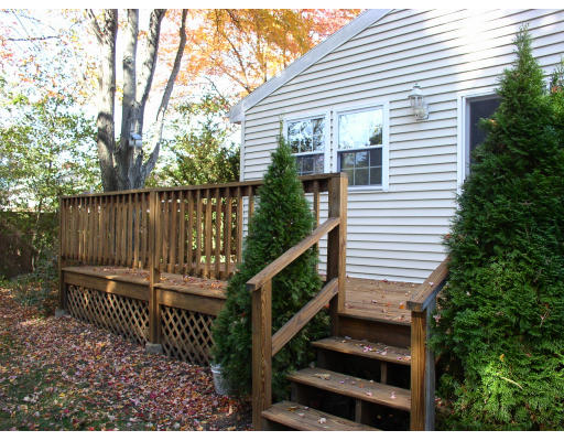 48 Glen Road Westwood, MA 02090 - Photo 2 of 3