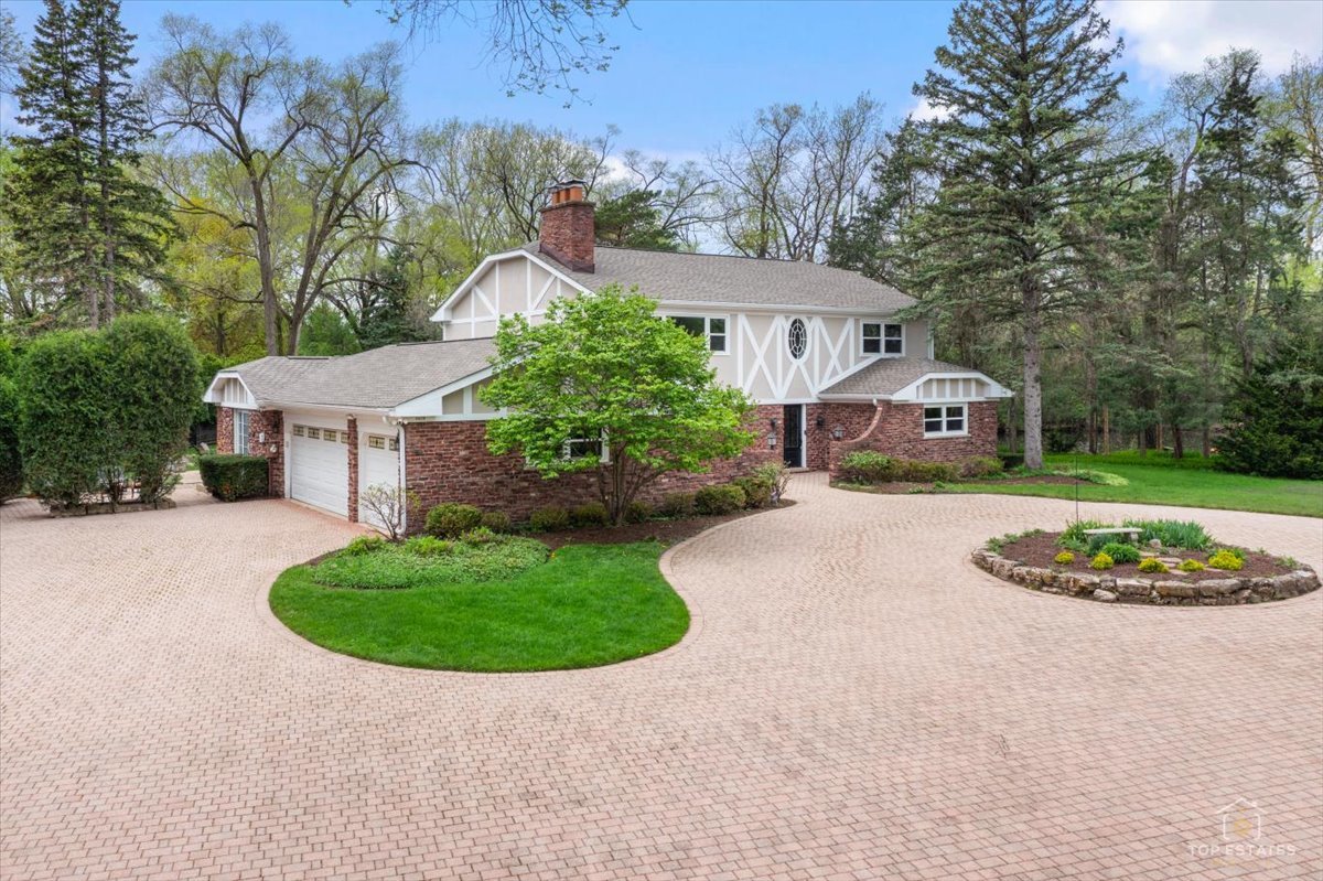 3620 Lawson Road Glenview, IL 60026 - Photo 2 of 40