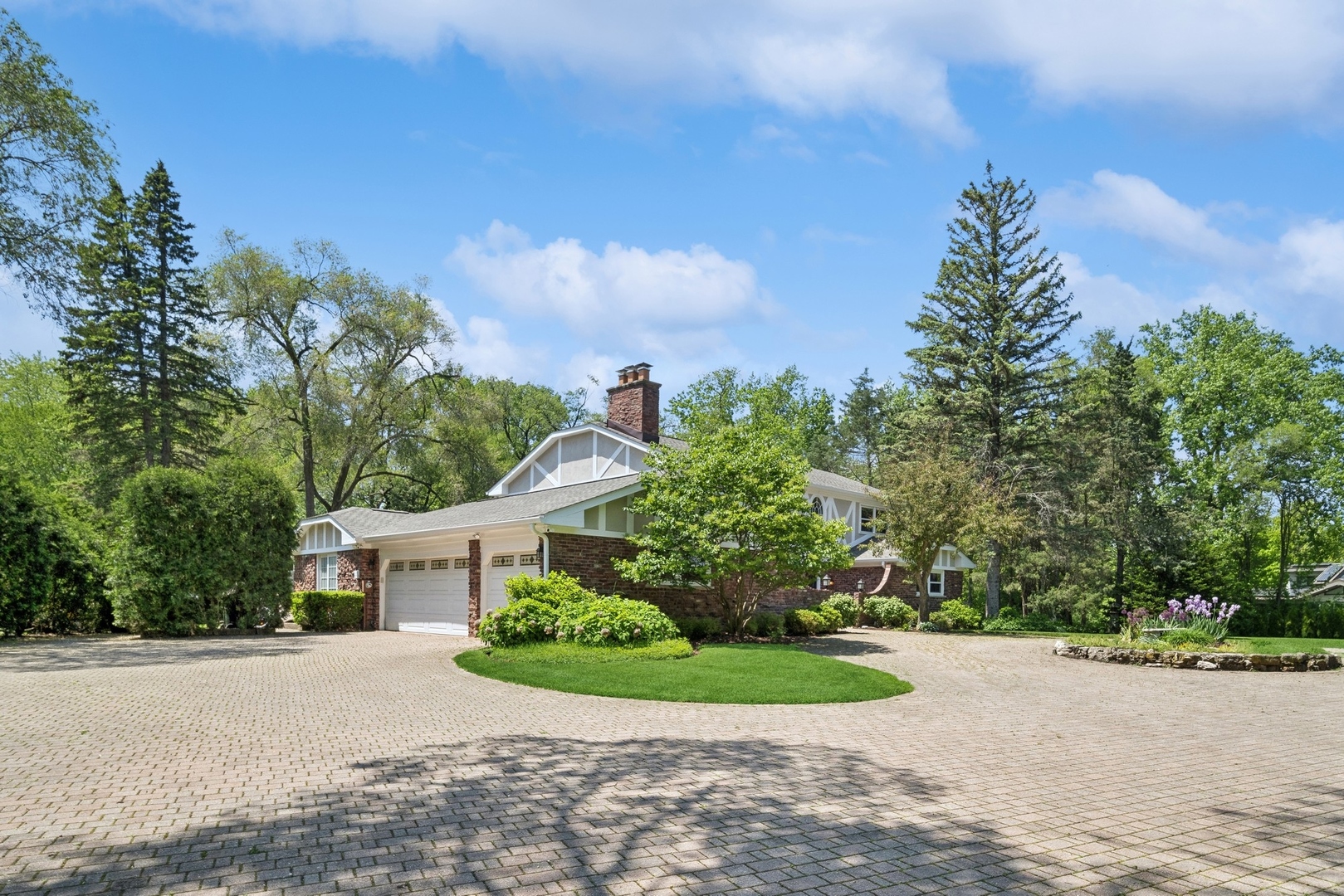 3620 Lawson Road Glenview, IL 60026 - Photo 3 of 40