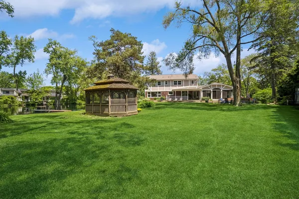 $1,895,000 | 3620 Lawson Road, Glenview, IL 60026