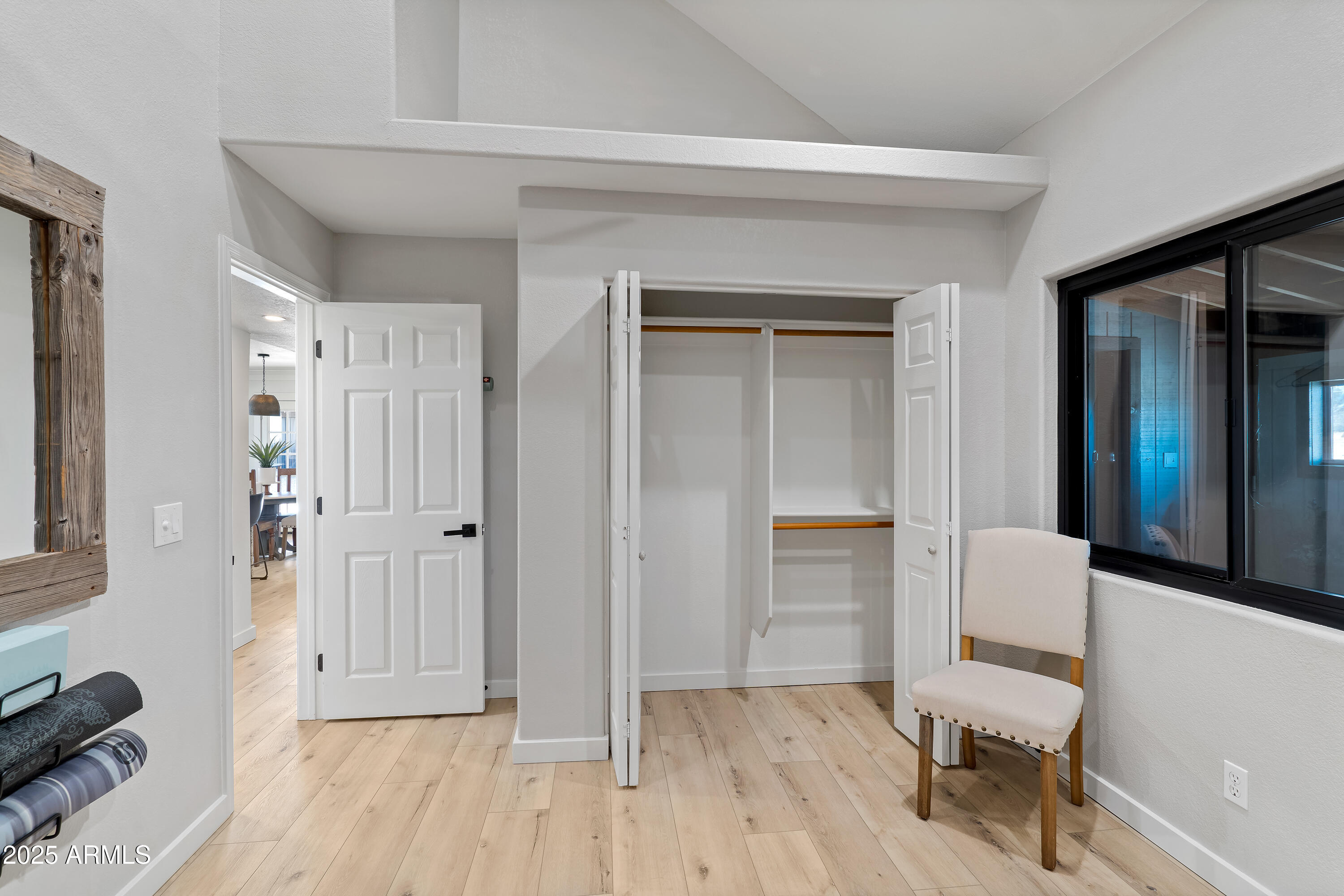 6701 South Moson Road Hereford, AZ 85615 - Photo 43 of 133 2 Interiors-17