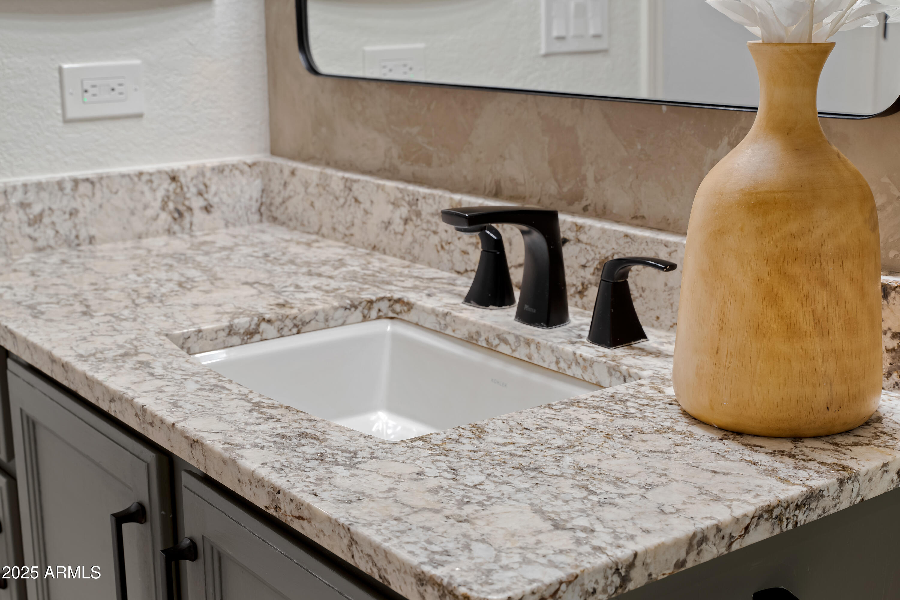 6701 South Moson Road Hereford, AZ 85615 - Photo 50 of 133 4 Details-11