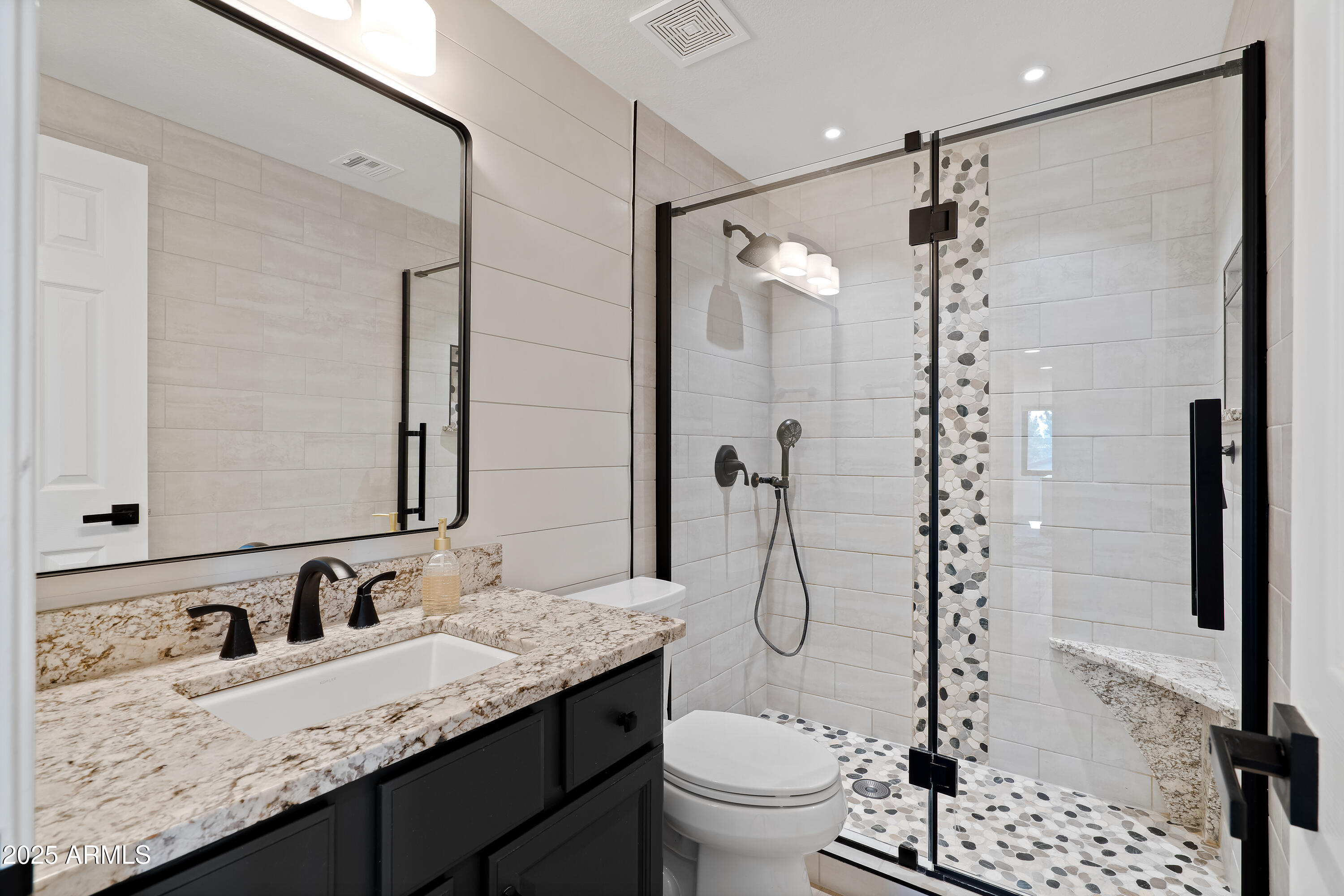 6701 South Moson Road Hereford, AZ 85615 - Photo 63 of 133 2 Interiors-37
