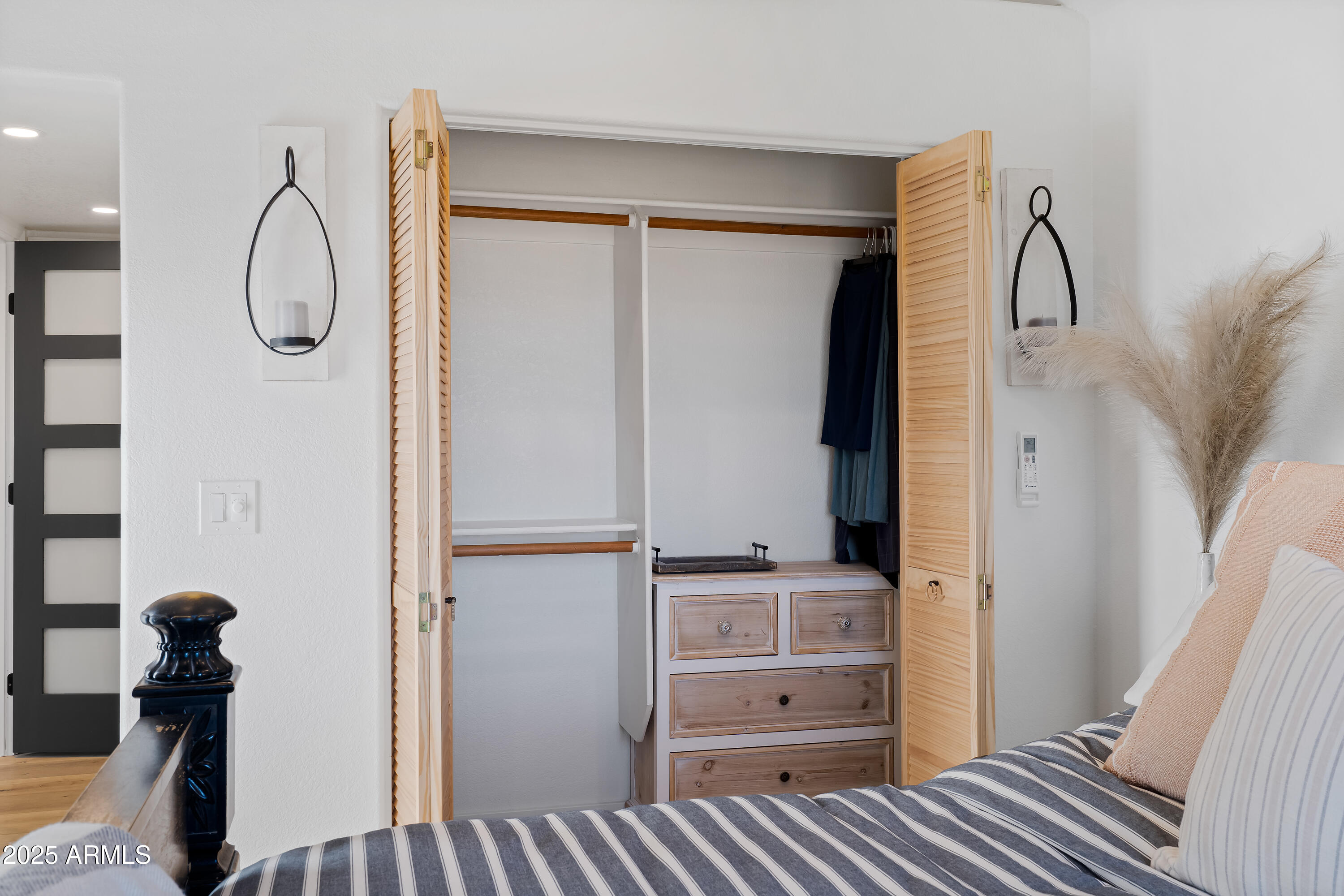 6701 South Moson Road Hereford, AZ 85615 - Photo 70 of 133 2 Interiors-35