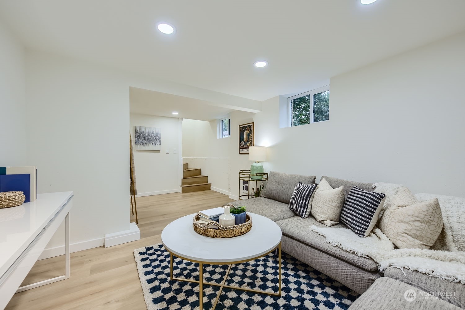 12033 Renton Avenue South Seattle, WA 98178 - Photo 18 of 30 Gallery Image 18