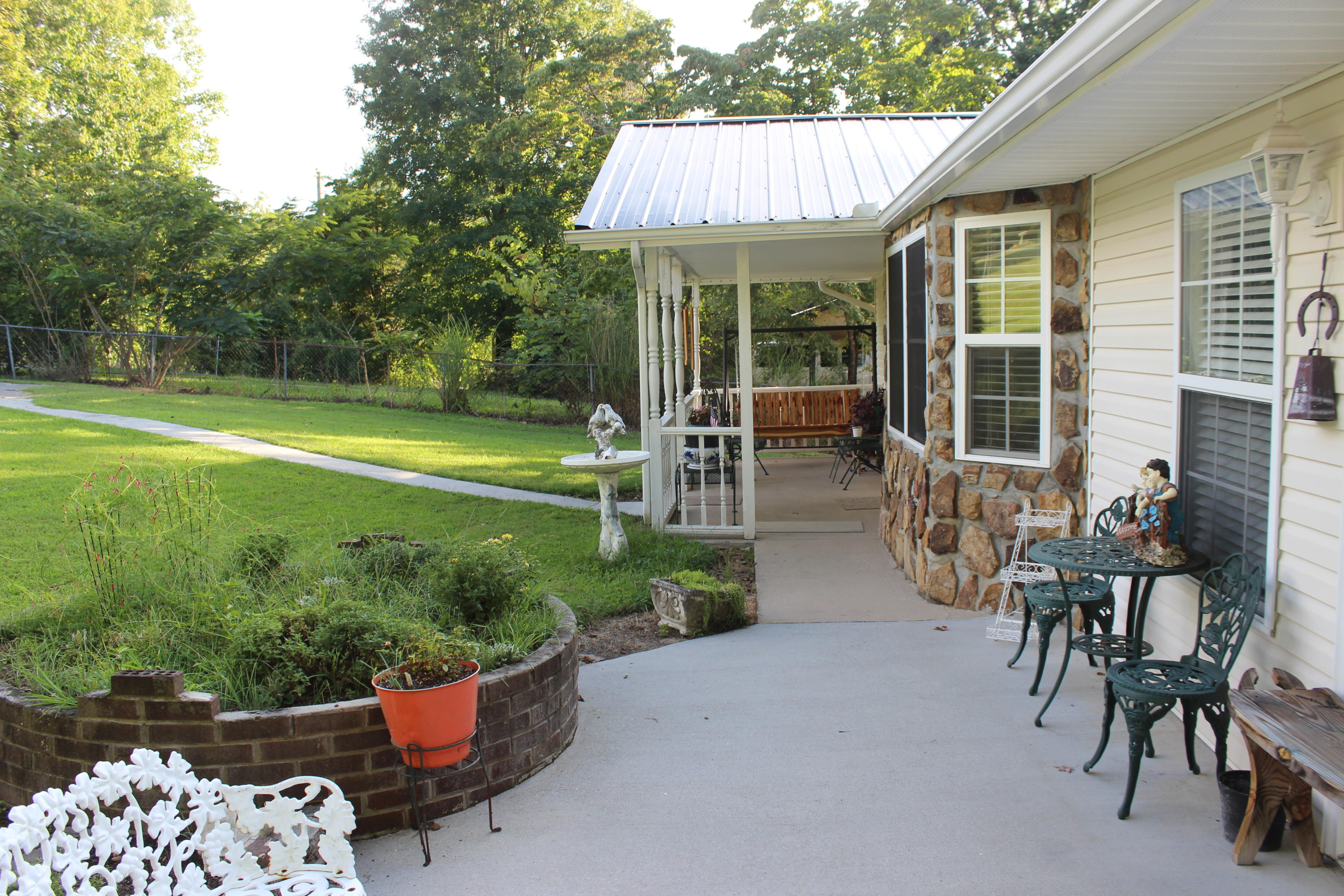 334 Shannon Road Jacksboro, TN 37757 - Photo 35 of 38 IMG_3073