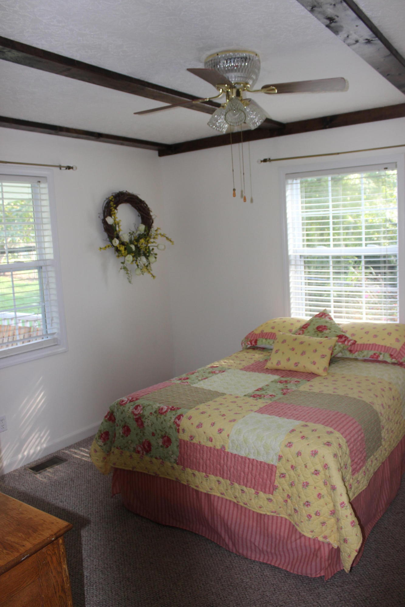 334 Shannon Road Jacksboro, TN 37757 - Photo 5 of 38 IMG_2967