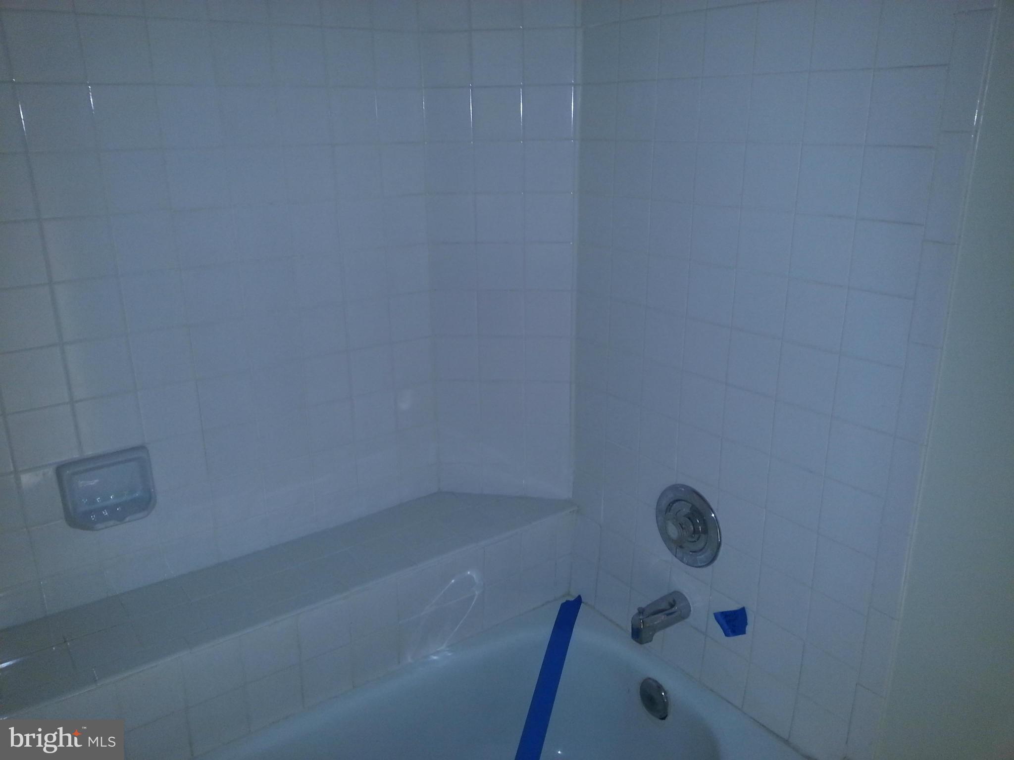 13702 Modrad Way, Unit 8B33 Silver Spring, MD 20904 - Photo 15 of 21 Bath
