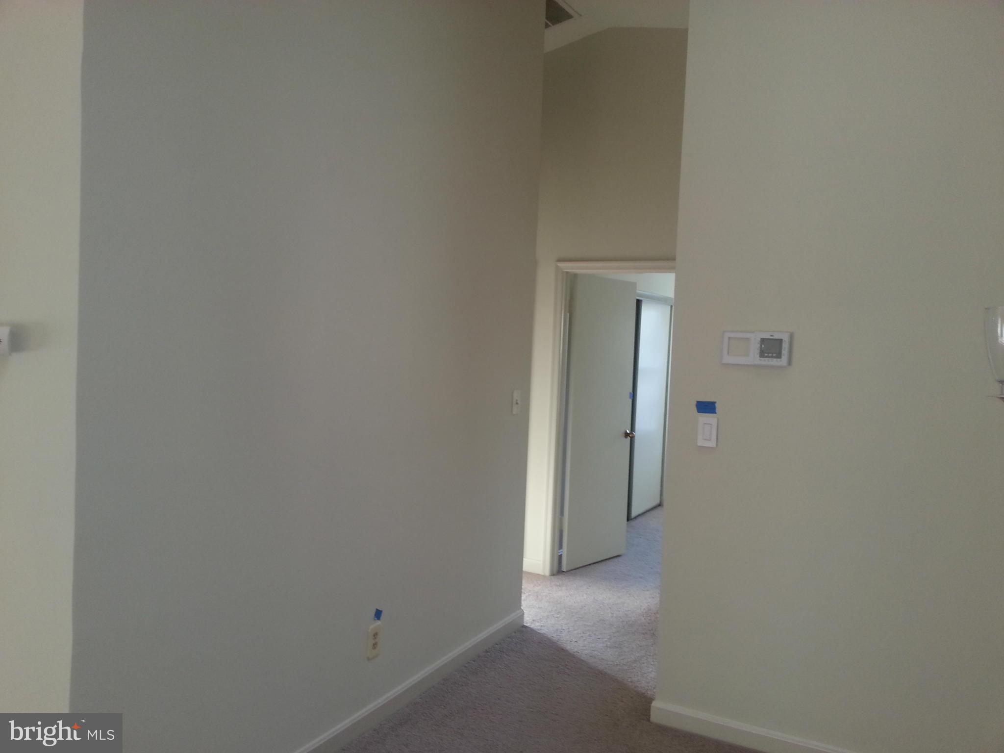 13702 Modrad Way, Unit 8B33 Silver Spring, MD 20904 - Photo 3 of 21 Interior (General)