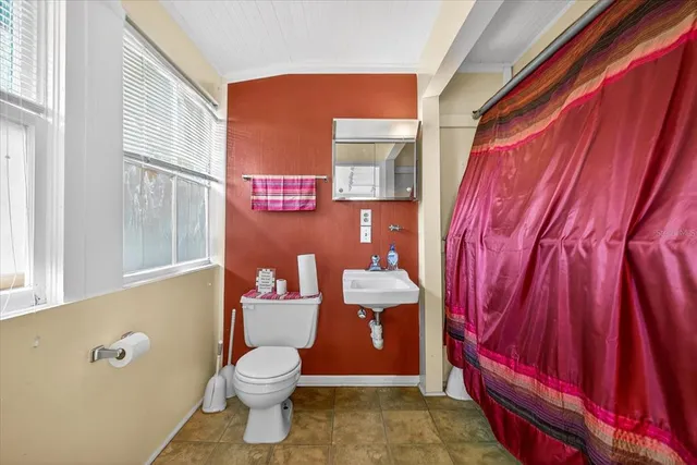 $375,000 | 1019 10th Avenue West, Bradenton, FL 34205