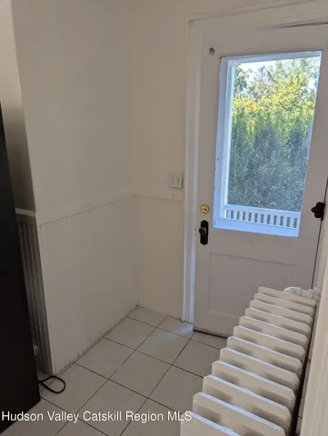 $2,300 | 843 Union Street, Unit 2, Hudson, NY 12534