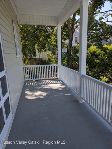 $2,300 | 843 Union Street, Unit 2, Hudson, NY 12534