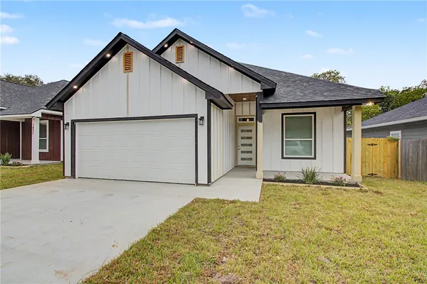 $320,000 | 1403 Rochester Street, Bryan, TX 77803